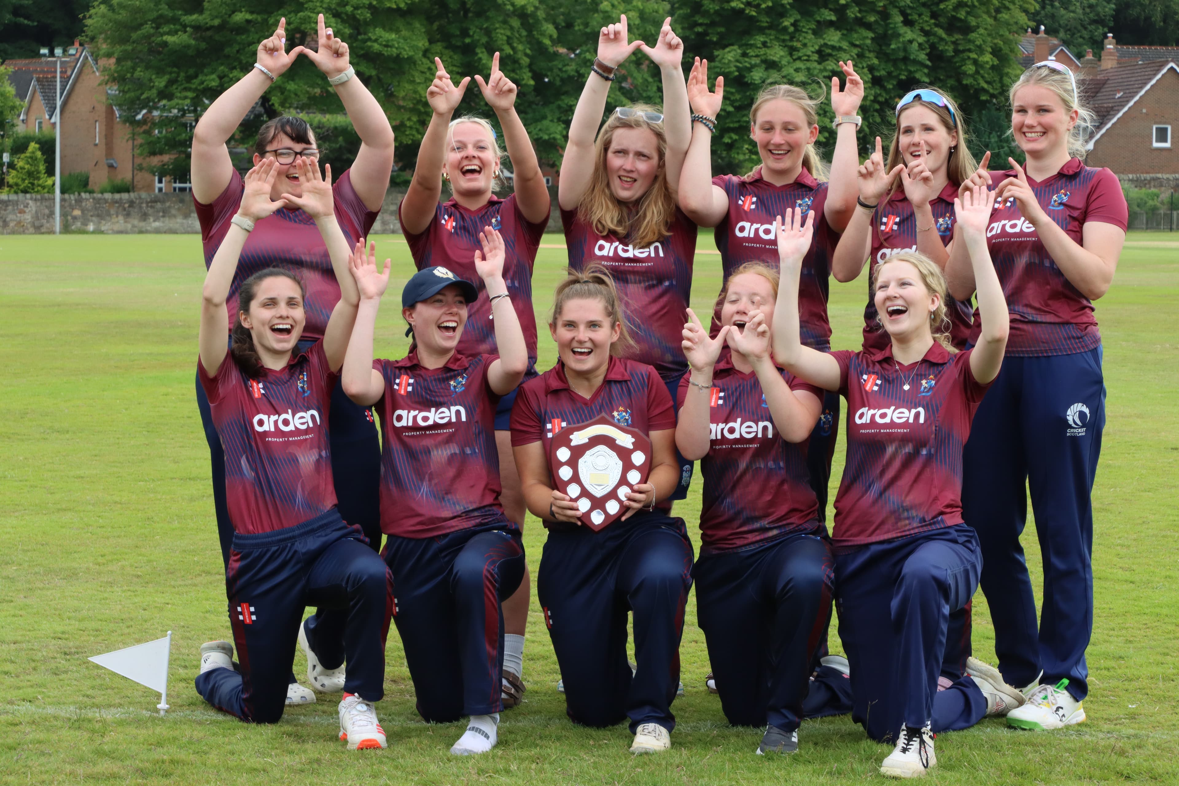WATSONIAN/DUMFRIES WIN WOMEN'S PREMIER LEAGUE
