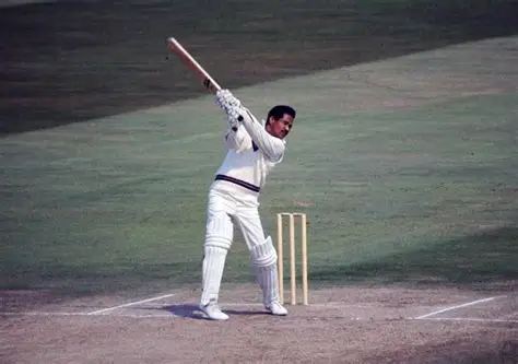 COMMEMORATIVE BOOK LAUNCHED TO HONOUR SIR GARFIELD SOBERS