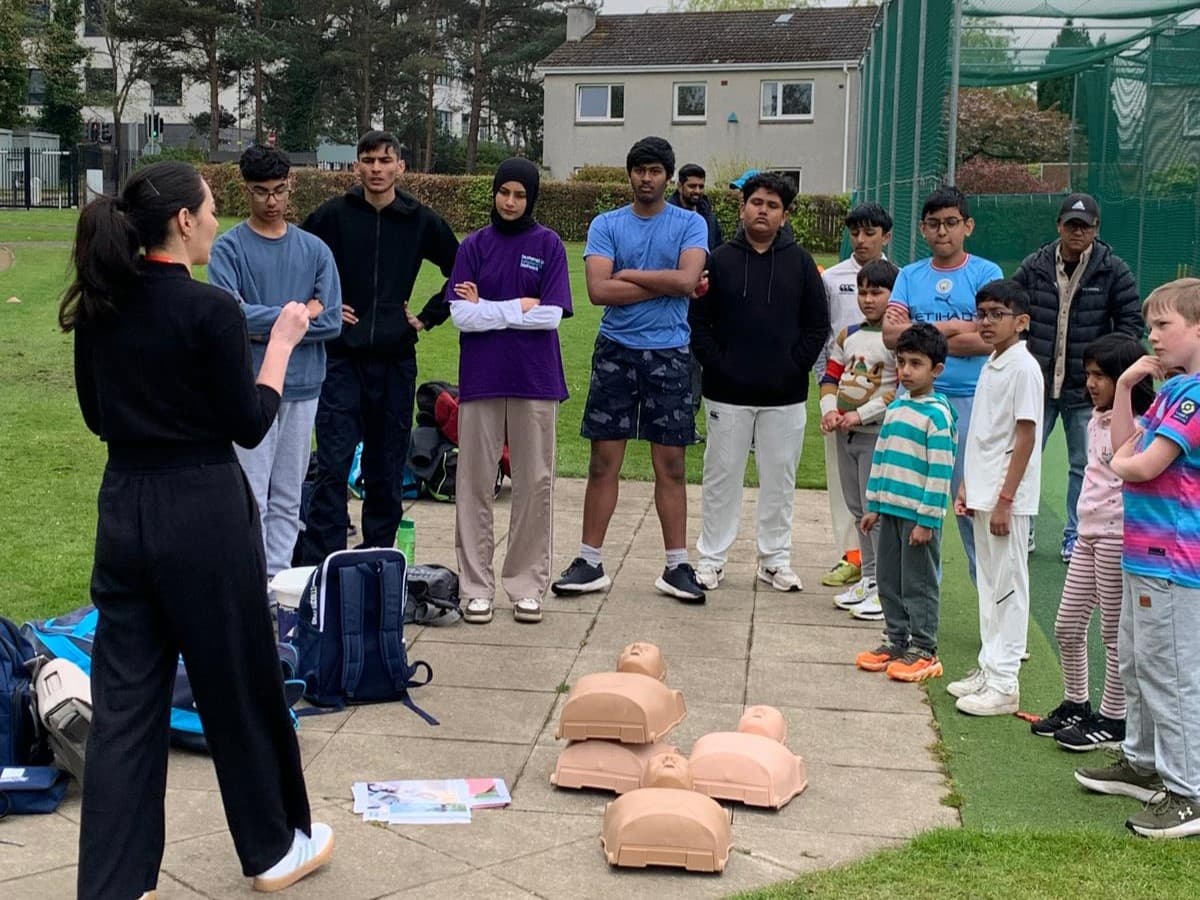 WICKETZ PARTICIPANTS LEARN LIFE-SAVING SKILLS FROM BRITISH RED CROSS